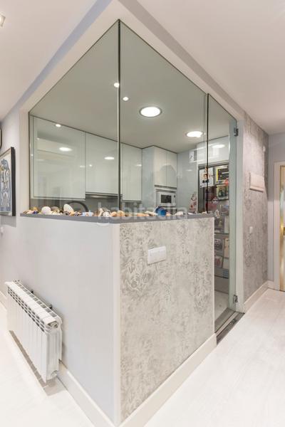 Foto 6a3fe2b9-5b07-48fb-b53b-18e391bd2b89. Apartamento exquisito apartamento en chamartín, lujo y confort moderno con estilo clásico en Madrid