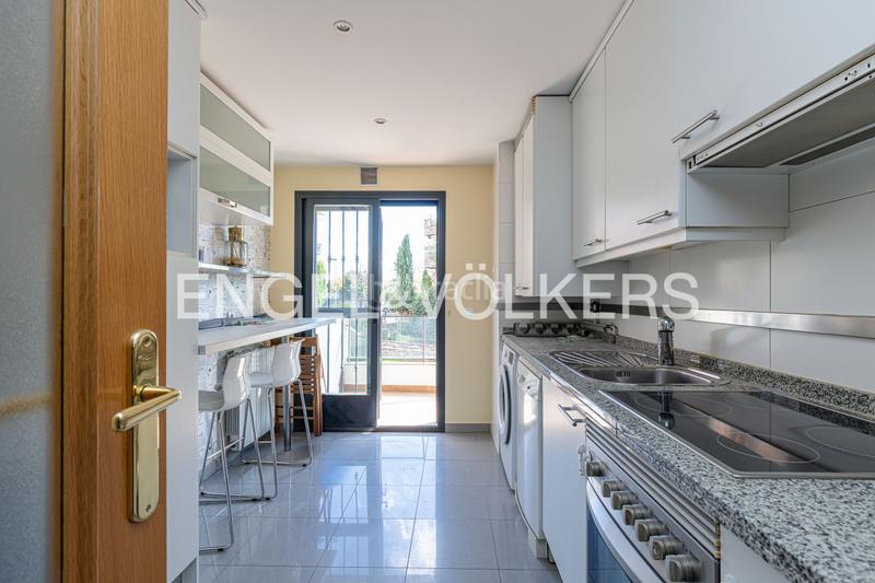 Foto e7a8d75f-d8bb-4363-8ccd-9f2203edfc61. Alquiler apartamento cómodo y acogedor piso en pozuelo Norte en Pozuelo de Alarcón