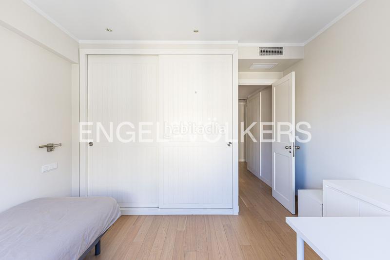 Foto 3f3bc396-31b8-4580-8844-8198ada7a8f1. Appartement avec chauffage dans Trafalgar Madrid