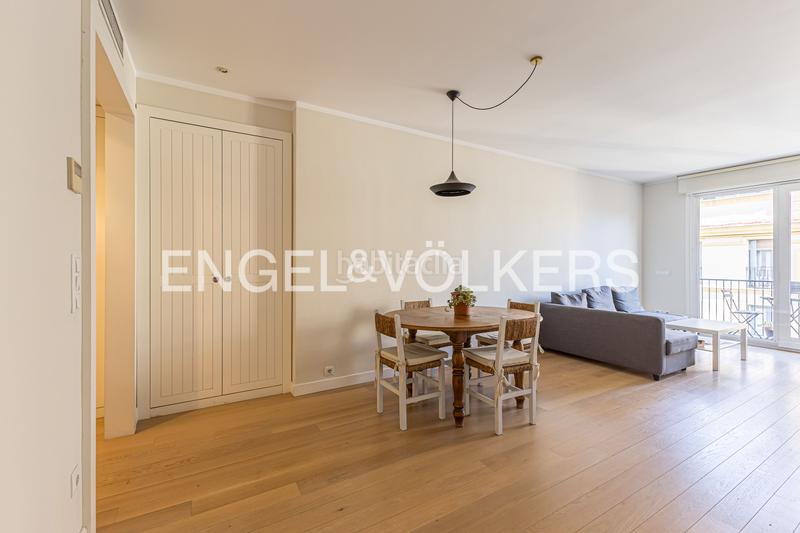 Foto 775308a5-af40-493b-808c-7b7e55a7e031. Appartement avec chauffage dans Trafalgar Madrid