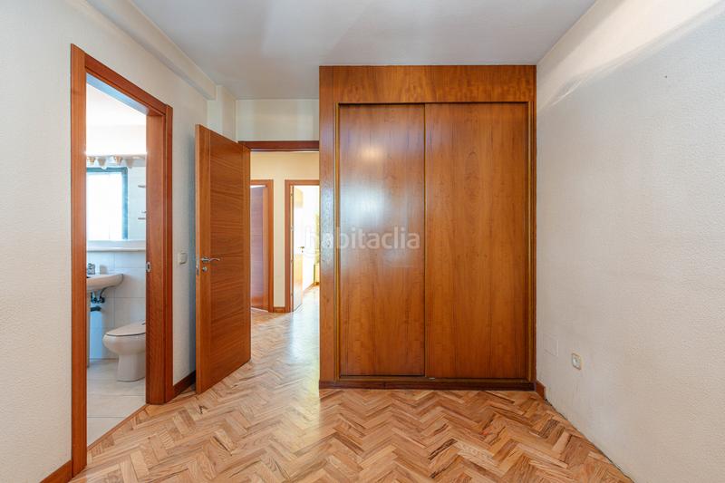 Foto 17bd0c0c-8614-4b95-9991-45d66ccc2a38. Casa amb calefacció aparcament a V Centenario Leganés