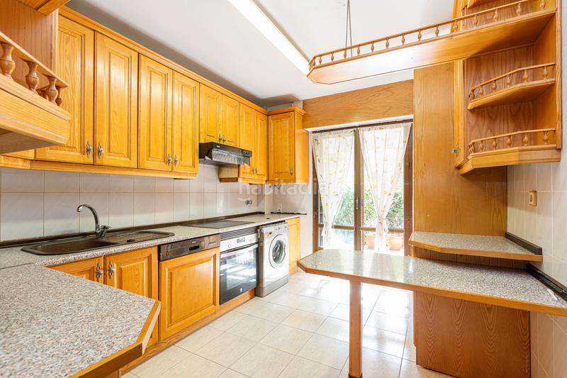 Foto 46ab7c66-0a0d-4e96-9600-52f96f478a82. Casa amb calefacció aparcament a V Centenario Leganés