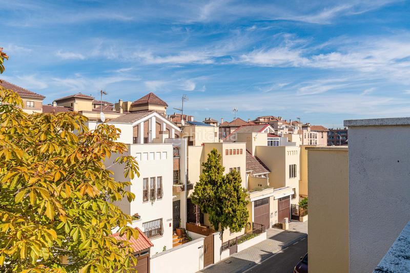 Foto 7c85a9d7-1acd-4a8f-9b19-b29309e0df69. Casa amb calefacció aparcament a V Centenario Leganés