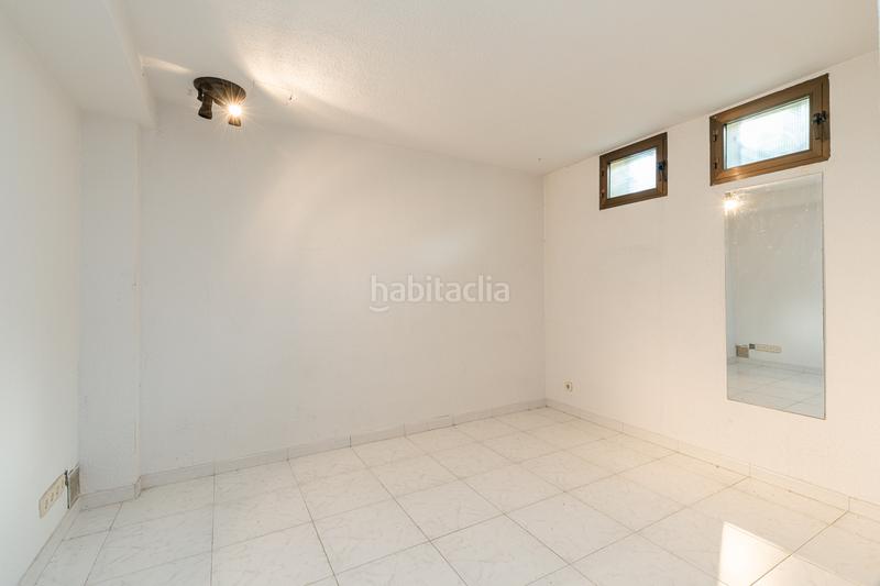 Foto 8baefa86-c6cb-45c0-85dc-c5bbba92af03. Casa amb calefacció aparcament a V Centenario Leganés