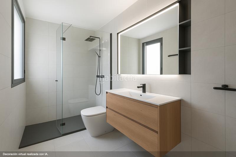 Foto b72b21d8-bb8e-4c7d-abcf-6d94ba290e41. Casa amb calefacció aparcament a V Centenario Leganés