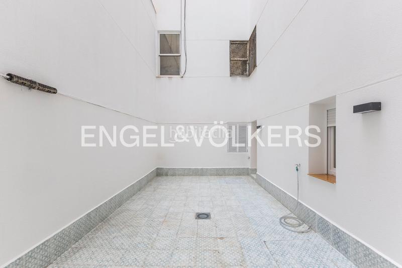 Foto ad514836-8b60-49a7-a86c-6a2273ea1b70. Apartament amb calefacció a Argüelles Madrid