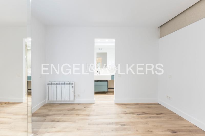 Foto d33918dd-2358-46dc-9832-430e4f51a853. Apartament amb calefacció a Argüelles Madrid