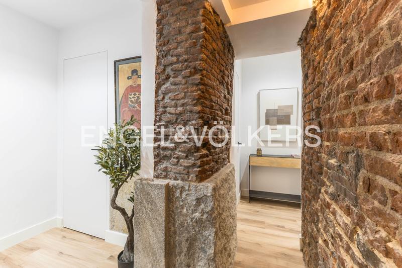 Foto dae2a6eb-01e9-427a-b4bb-9780d692bf65. Apartament amb calefacció a Argüelles Madrid