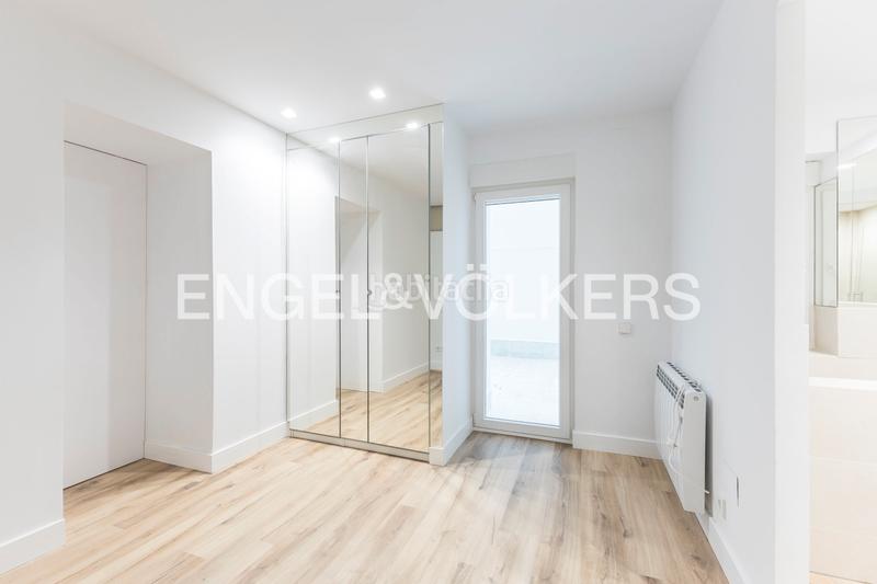 Foto e56fcc88-244e-4bb7-b2b3-1dd77ee37b06. Apartament amb calefacció a Argüelles Madrid