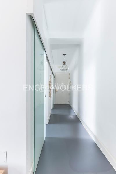 Foto 16047f5d-7022-462b-a11c-1354d382f477. Apartamento ático exterior con terraza en retiro en Madrid