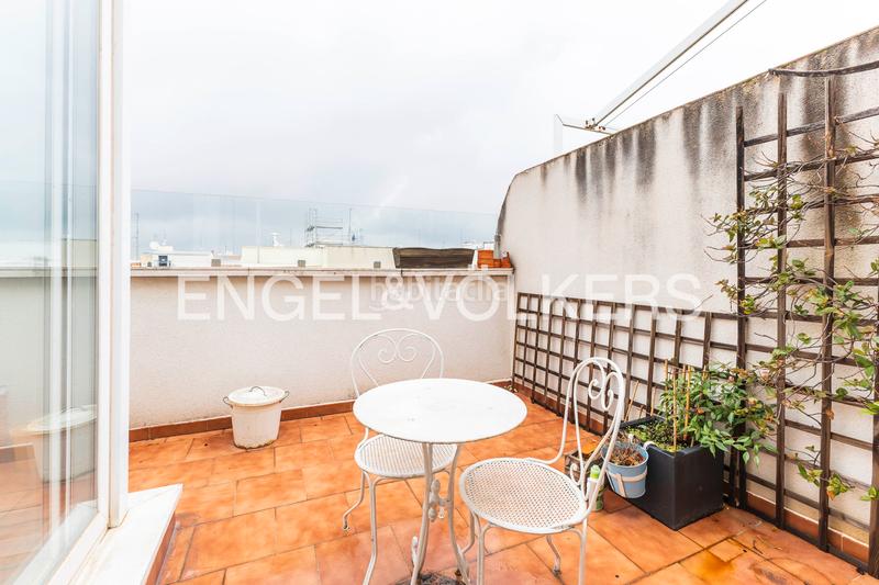 Foto 6f47cc46-1f18-4176-80db-267812e73d93. Apartamento ático exterior con terraza en retiro en Madrid