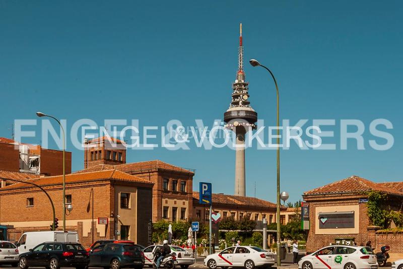 Foto 7c9bc711-f186-41d5-9996-f055d65ef898. Apartamento ático exterior con terraza en retiro en Madrid