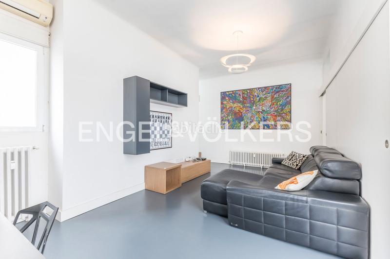 Foto d38c28ce-31bb-4e6e-83ec-2a5acdc11a4c. Apartamento ático exterior con terraza en retiro en Madrid
