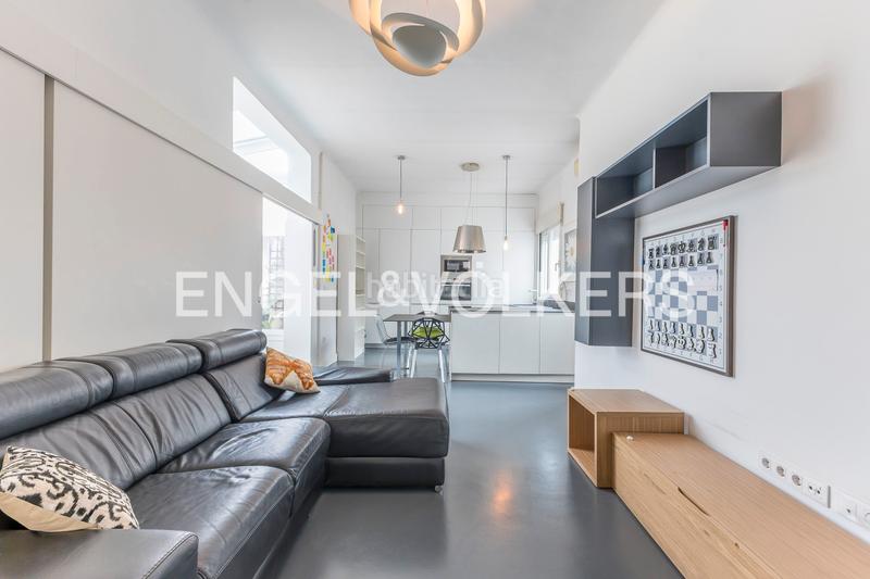 Foto ec8c4fe7-0a23-4ac1-a2c1-8e033831a33d. Apartamento ático exterior con terraza en retiro en Madrid