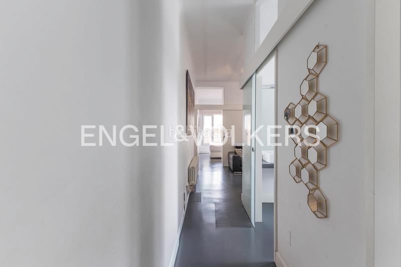 Foto f9d6c4db-edf7-4039-8785-1ad321b39126. Apartamento ático exterior con terraza en retiro en Madrid