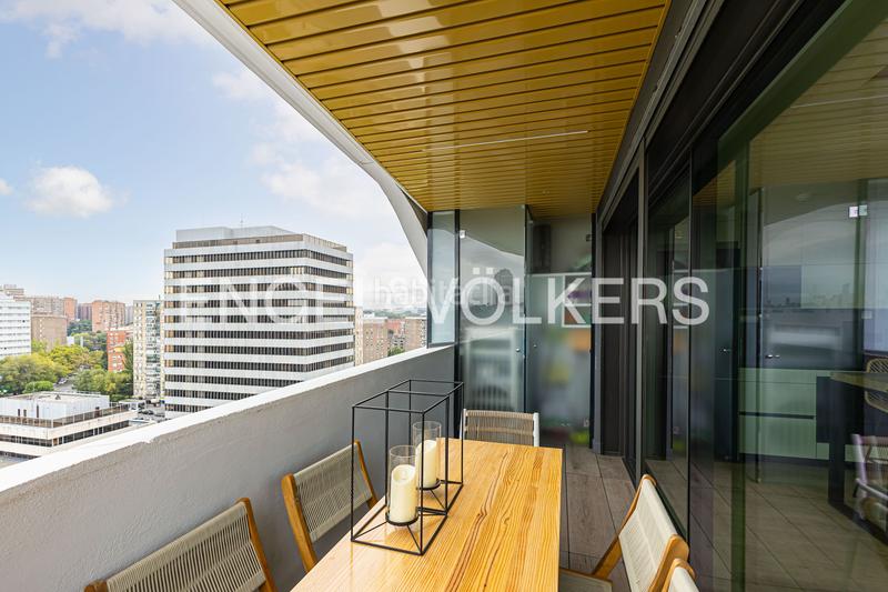 Foto 9b64fadd-ae34-4bd7-8fba-f575df44c738. Apartament amb calefacció aparcament piscina a Estrella Madrid