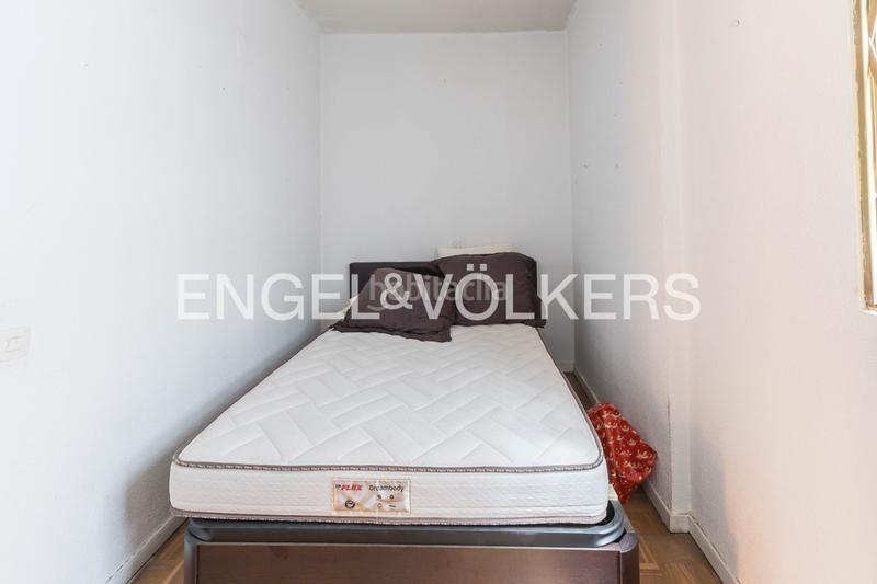 Foto f6a9c265-d650-464e-9096-f5b50799fe57. Appartement mit heizung parking in Goya Madrid