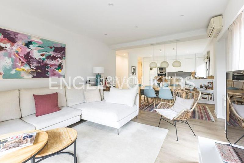 Foto 41b1c22e-8b3d-453f-8d27-7dc2b15e53e6. Appartement mit heizung parking pool in San Juan Bautista Madrid