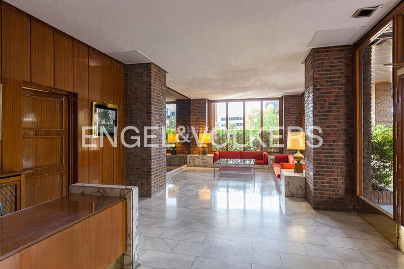 Foto 4dae3677-c3bc-4b70-82fc-87069ecd3b86. Appartement mit heizung parking pool in San Juan Bautista Madrid