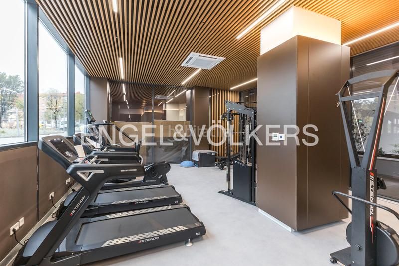 Foto 2366f6b3-284d-4e62-b786-b583fed9132e. Apartament amb calefacció piscina a Estrella Madrid