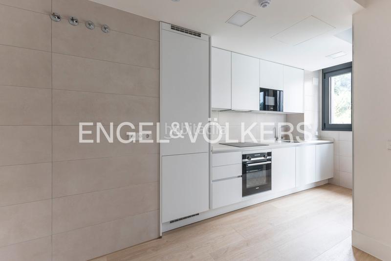 Foto 90332635-e8ed-47d6-ad3c-a73c5ba5ea3c. Apartament amb calefacció piscina a Estrella Madrid