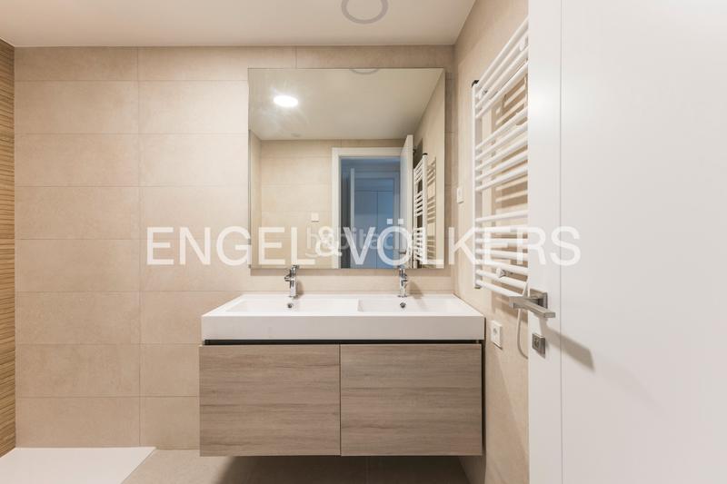 Foto 9a74d838-a3d3-4ddc-890e-e7b6872df4e7. Apartament amb calefacció piscina a Estrella Madrid