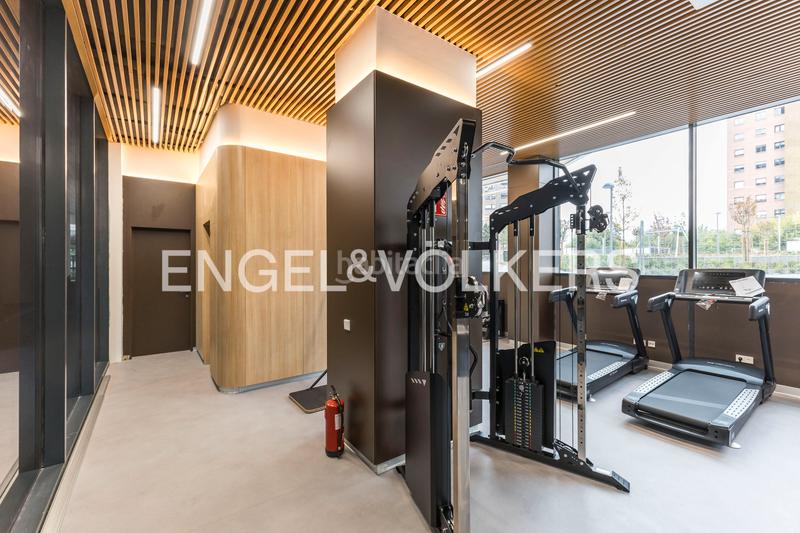 Foto e4d83135-948b-4732-8ab5-853c561abbe3. Apartament amb calefacció piscina a Estrella Madrid