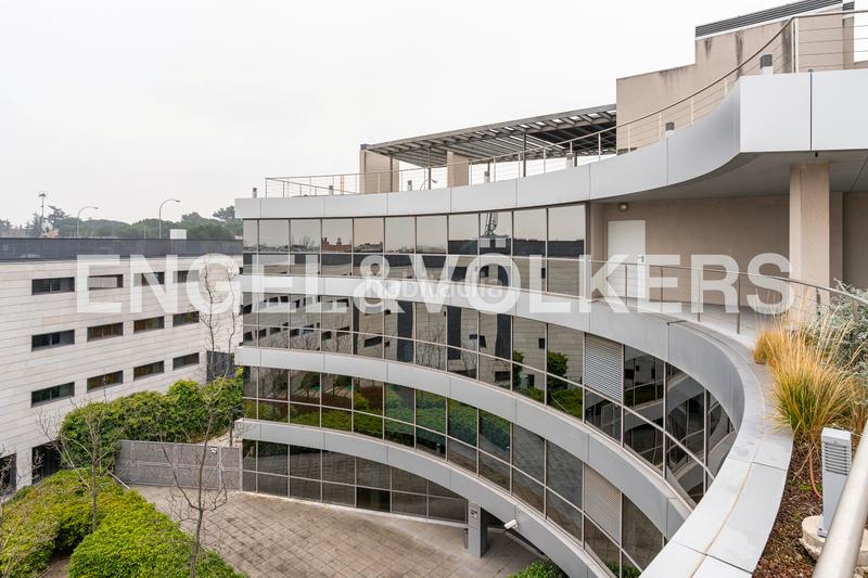 Foto 2e835338-ecdf-4fb0-a702-ca778fa6b9a8. Alquiler apartamento fantástico loft reformado en Valdemarín en Madrid