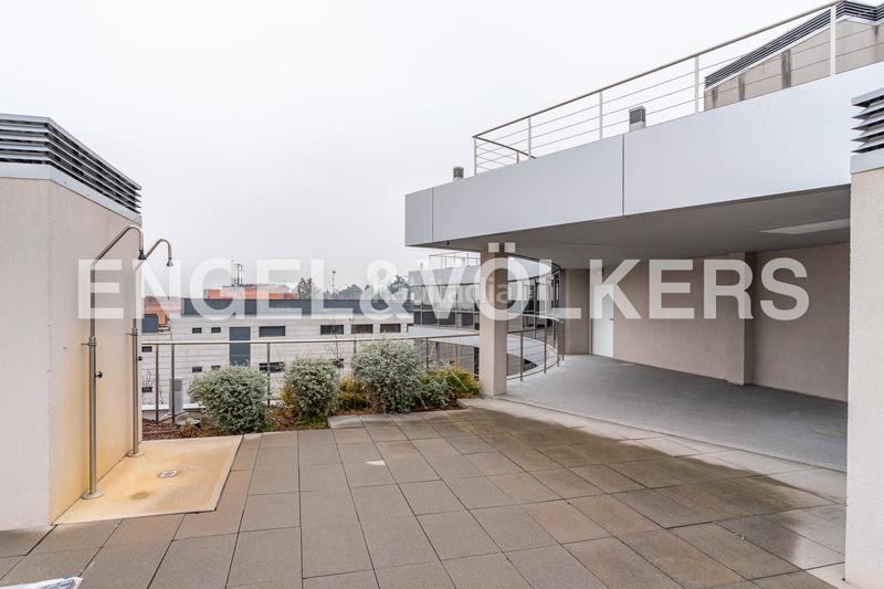 Foto 07d0c1ad-3d5a-43e7-bba5-8c0764a89392. Lloguer apartament amb calefacció aparcament piscina a Madrid