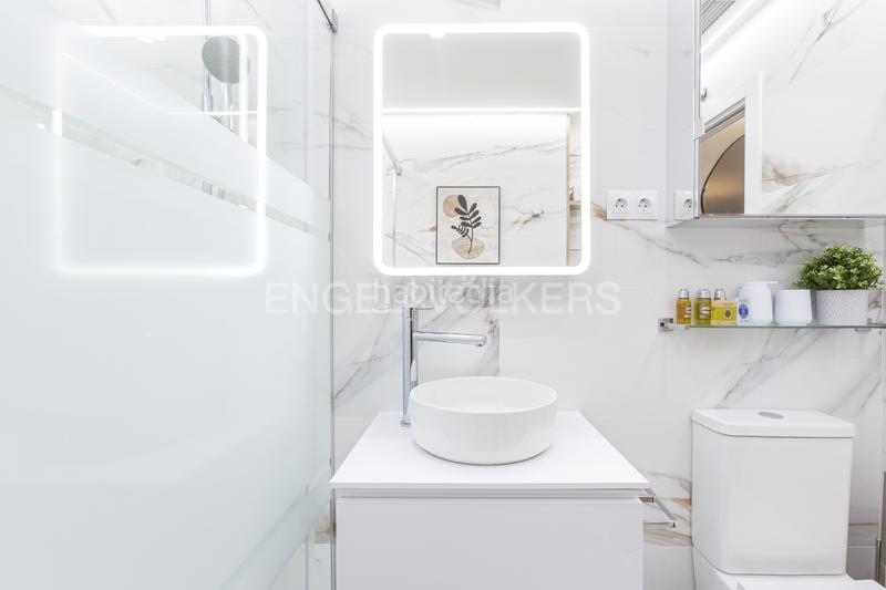 Foto 3eb3ed52-d1ac-4a6d-afa0-3c56d6813a95. Lloguer apartament amb calefacció aparcament piscina a Madrid