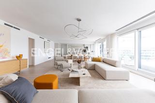 Àtic a Urbanización La Moraleja. Espectacular y amplio ático a estrenar en la mejor urbanización