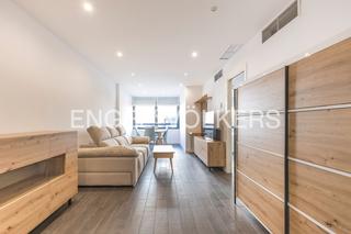 Alquiler Apartamento en Recoletos. Piso exterior amueblado en calle ayala junto a serrano