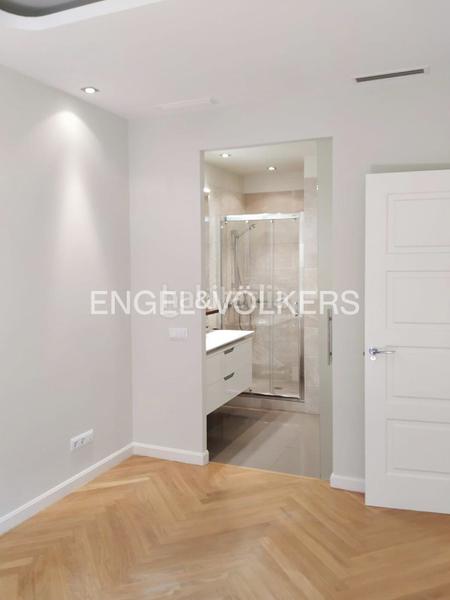 Foto 3b0037d1-f5fb-49a2-9ba4-b7e6f4437c18. Lloguer apartament amb calefacció a Goya Madrid