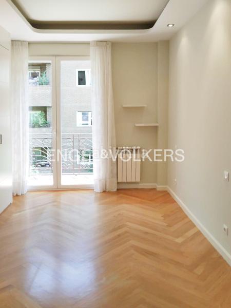 Foto a2bff3ef-40ec-43a5-a373-efba03d184a4. Lloguer apartament amb calefacció a Goya Madrid