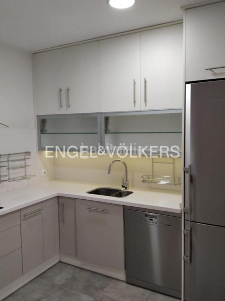 Foto 5a589450-97d6-413e-a91a-45eb0e67b59b. Rent apartment with heating in Goya Madrid