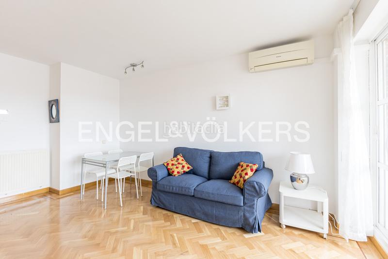 Foto 22e6bc0b-22e5-449f-bce3-cf86b0b55d51. Lloguer apartament amb calefacció piscina a Bellas Vistas Madrid