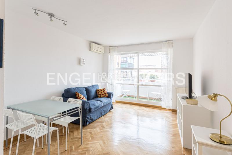 Foto 83e45c9d-ae08-41f5-91fb-aab16a937ecf. Location appartement avec chauffage piscine dans Bellas Vistas Madrid