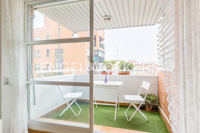 Foto f45d9736-41b2-4056-96db-15c61d6d0e8d. Rent apartment with heating pool in Bellas Vistas Madrid