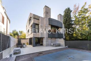 Maison à Canillas. Chalet de lujo en arturo soria