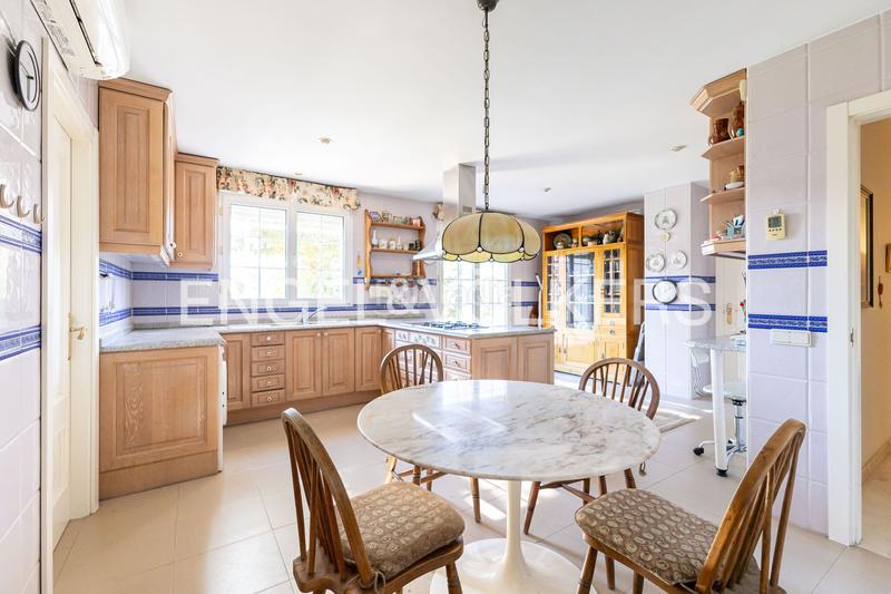 Foto 12425282-1455-4f13-a9f1-09e4b62c8c71. Maison avec chauffage parking dans Las Lomas Boadilla del Monte