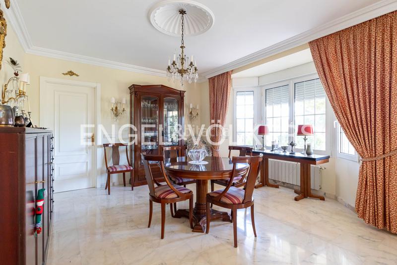 Foto 9f482b4d-0db8-41ac-b83c-c49677a413b0. Maison avec chauffage parking dans Las Lomas Boadilla del Monte