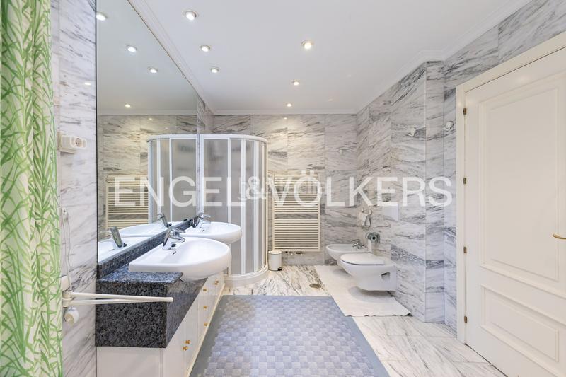 Foto fab24441-8773-4780-84fa-6f4041fe4e55. Maison avec chauffage parking dans Las Lomas Boadilla del Monte