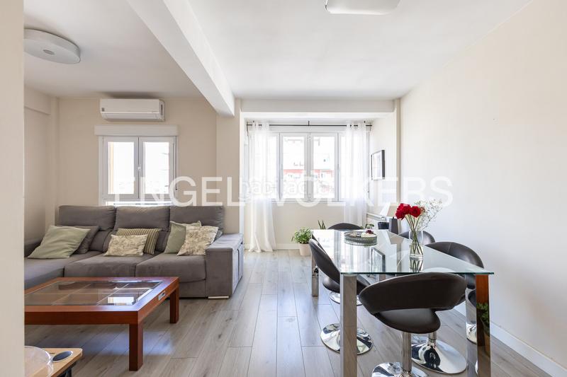 Foto b3cfbb87-7a9b-40d6-93e9-8349f9df6960. Appartement avec chauffage dans Concepción Madrid