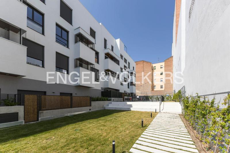 Foto f1e6a780-5965-4bba-97b9-e2bdad5edbdb. Affitto attico con riscaldamento parcheggio piscina in Madrid