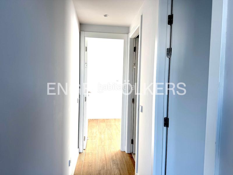 Foto 530cd527-5c77-4349-9259-44ed3c03dc83. Alquiler ático fantástico y luminoso ático con terraza, parking, trastero y piscina en Madrid