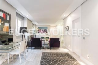 Affitto Piccolo appartamento in Justicia-Chueca. Piso de lujo amueblado de 3 dormitorios en justicia en alquiler