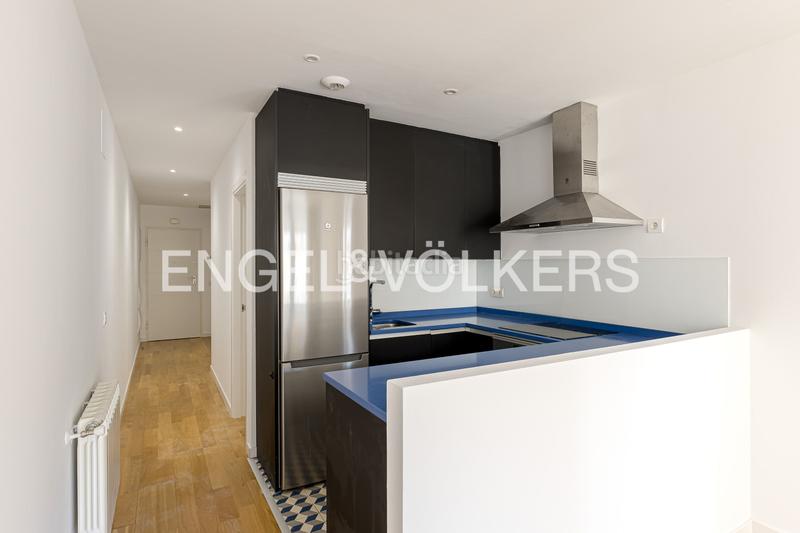 Foto 0fadce98-60b6-42d5-96a6-aec45db82897. Lloguer àtic amb calefacció aparcament piscina a Madrid