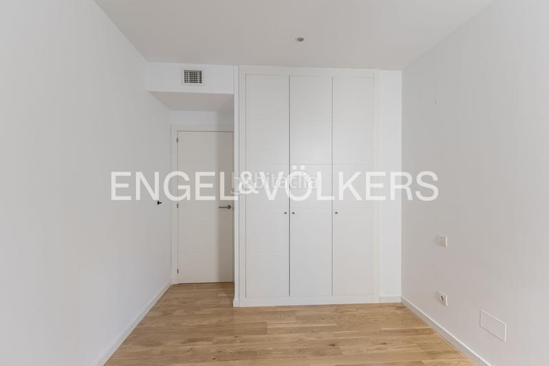 Foto 8e747508-0553-4788-8ffc-96e61e3db206. Lloguer àtic amb calefacció aparcament piscina a Madrid