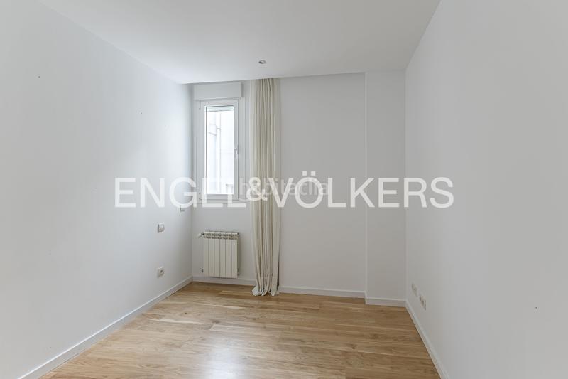 Foto b6b57924-c894-4c28-8699-7a8accaab26c. Miete dachwohnung mit heizung parking pool in Argüelles Madrid