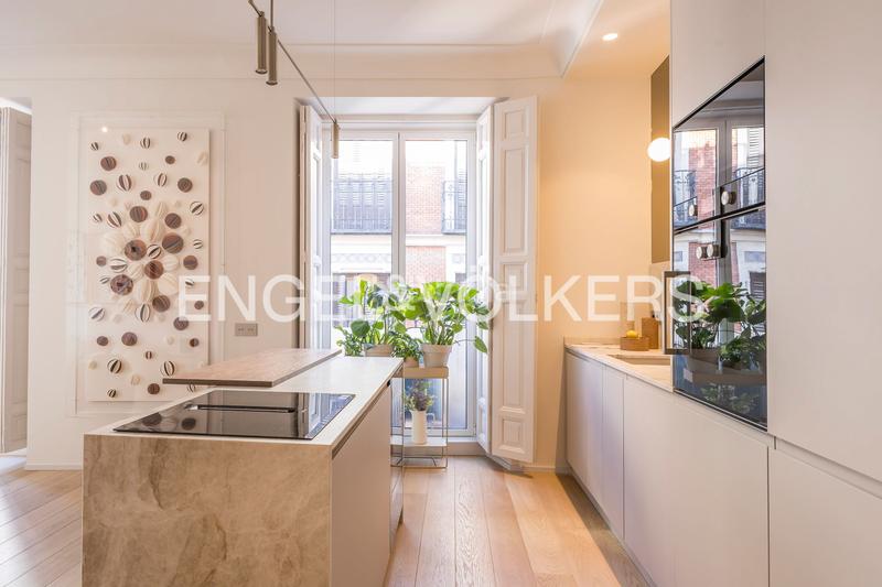 Foto 9dfe27b2-5cbd-4327-bc5b-c825e22365c2. Apartament amb calefacció a Cortes-Huertas Madrid